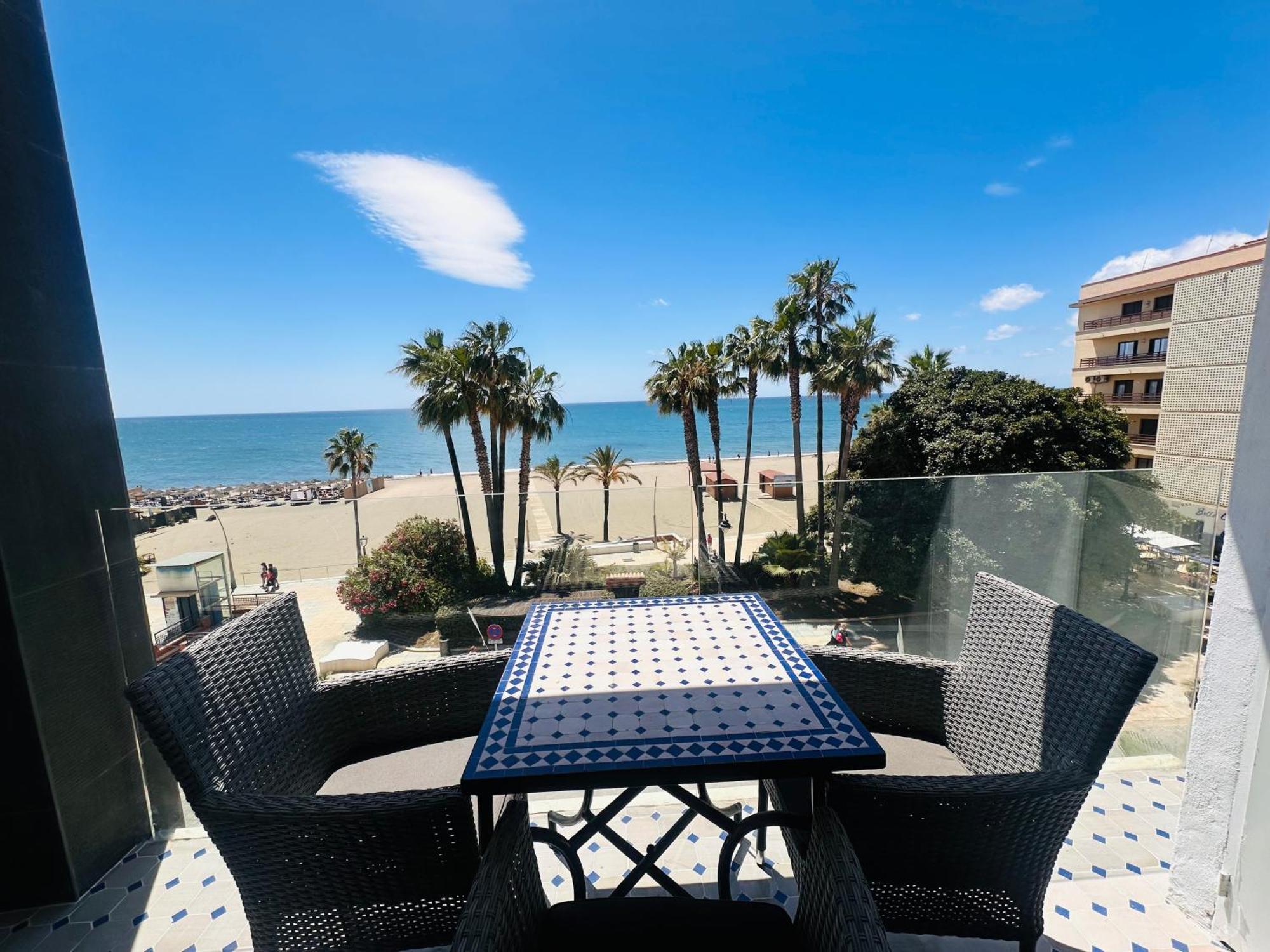 Apartamento La Viu Estepona Exterior foto
